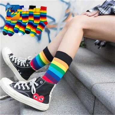 Chaussettes arc-en-ciel Pride