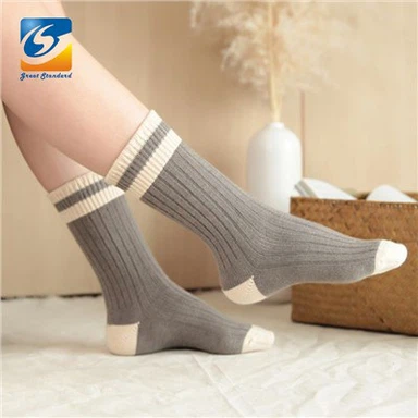 Chaussettes côtelées en laine