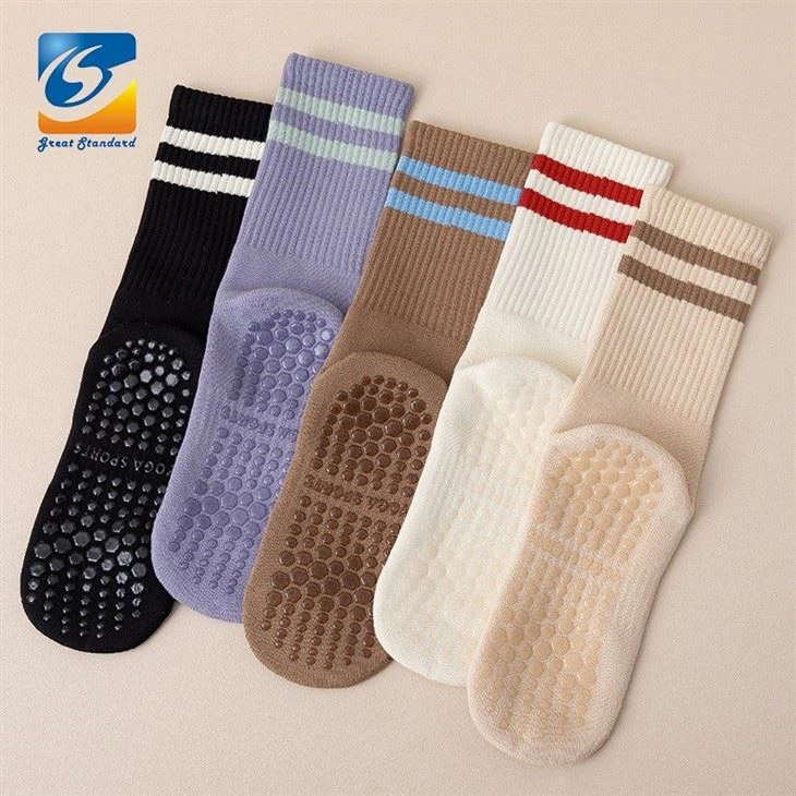 Striped Design Pilates Socks